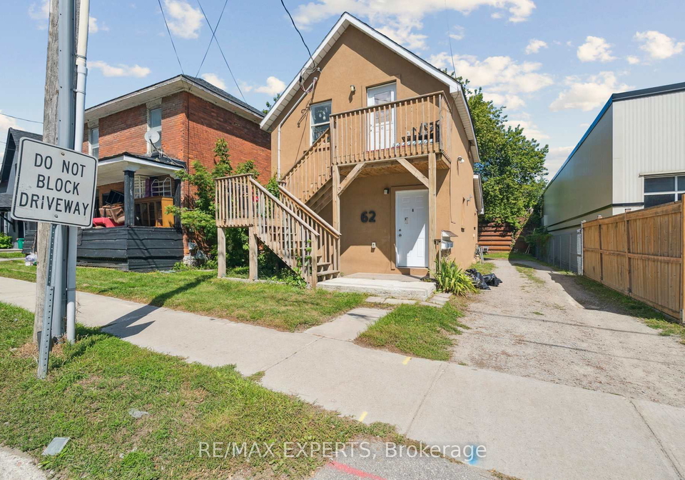 62-west-street-s-orillia-ontario-s12201577