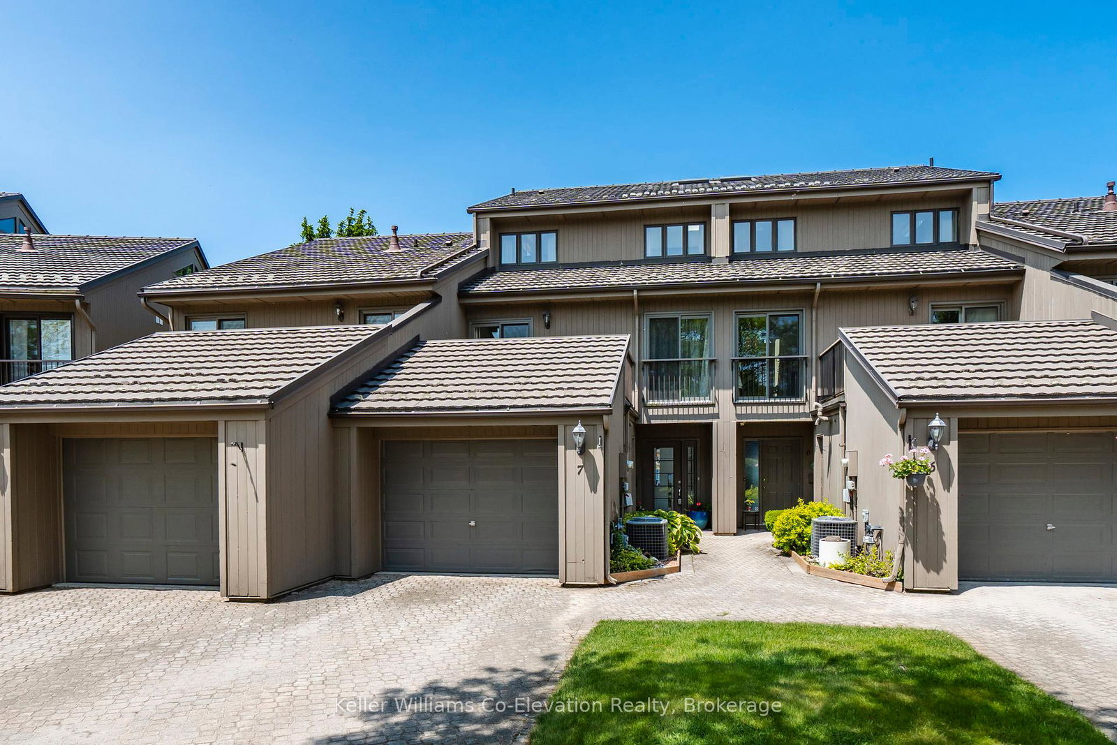 8-beck-boulevard-penetanguishene-ontario-s12201945
