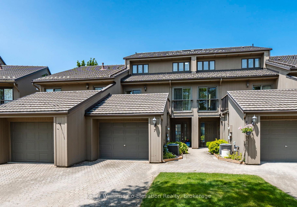 8-beck-boulevard-penetanguishene-ontario-s12201945