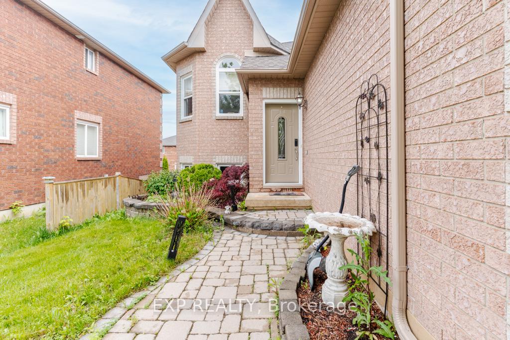 74-shalom-way-barrie-ontario-s12202506