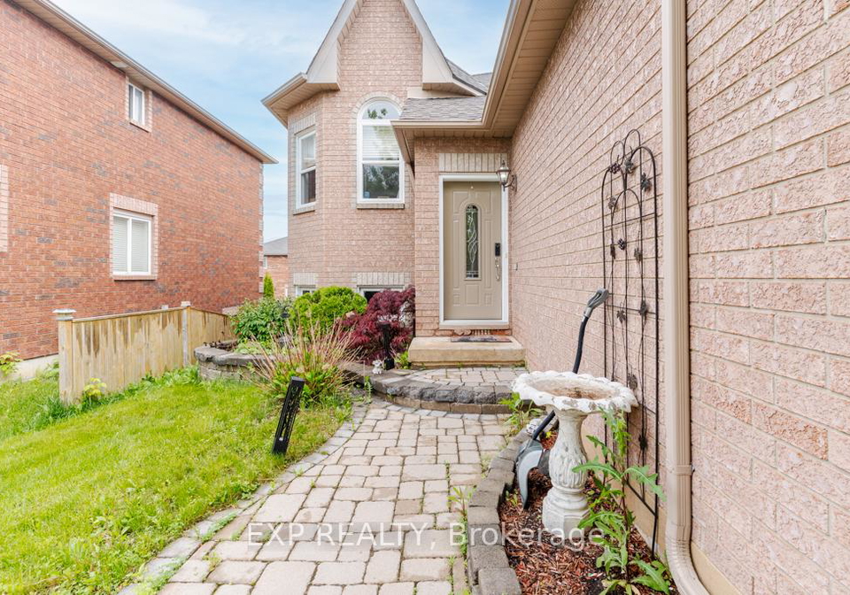 74-shalom-way-barrie-ontario-s12202506