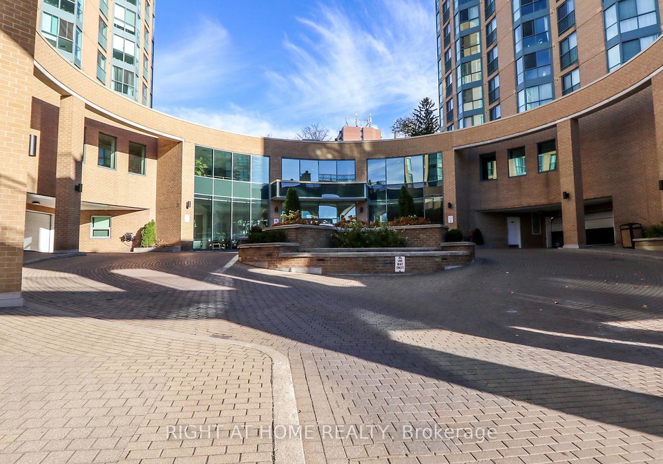 150-dunlop-street-e-barrie-ontario-s12203383