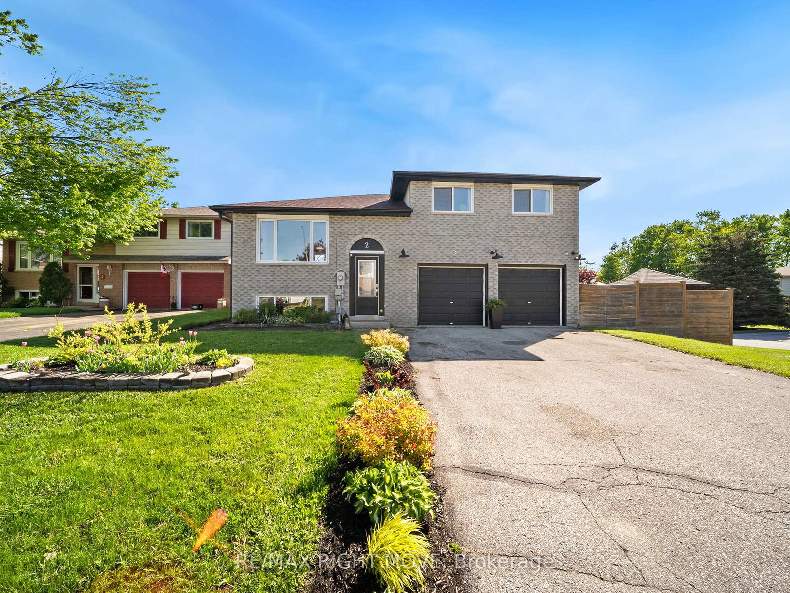 2-chestnut-place-orillia-ontario-s12205869