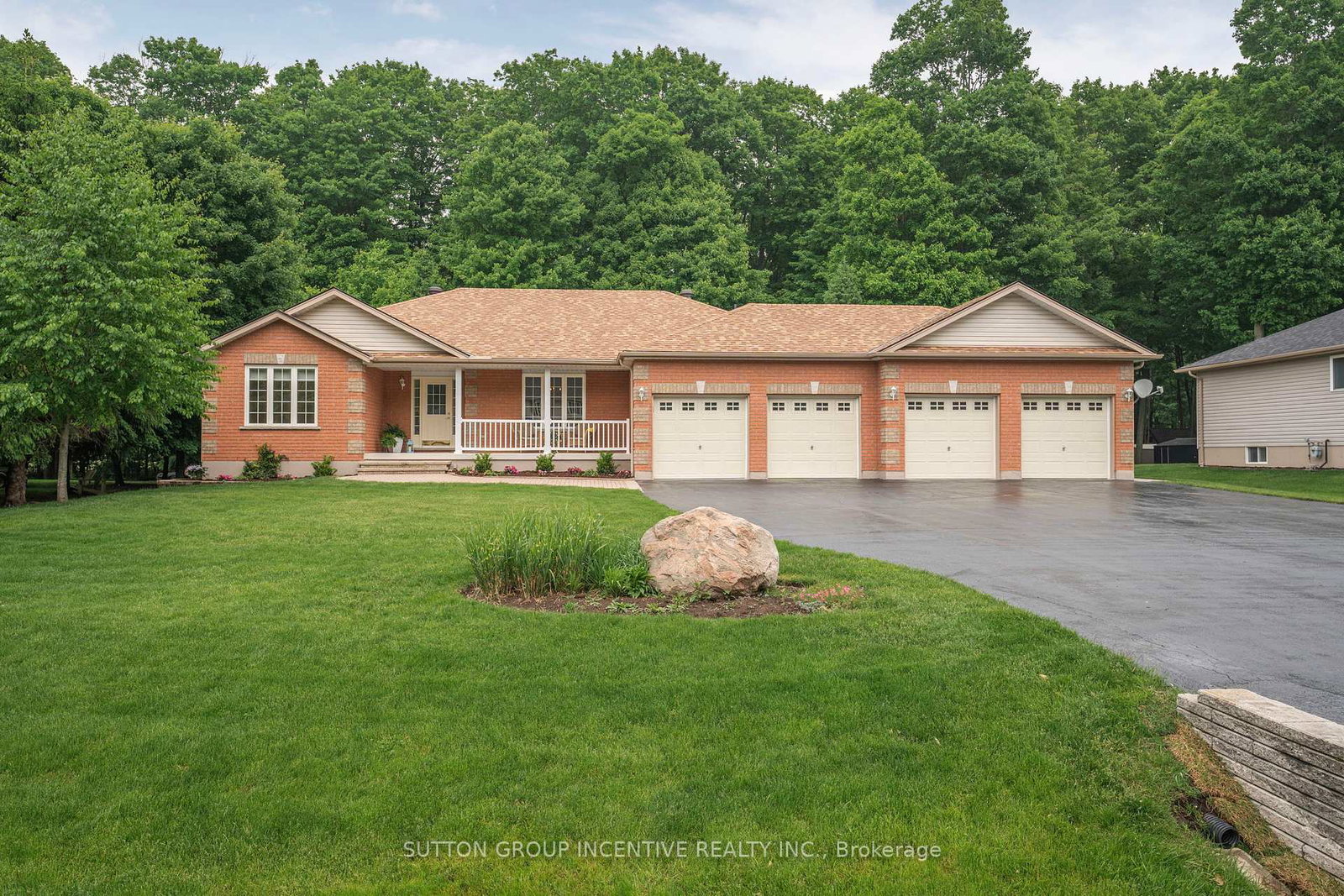 40-oneill-circle-springwater-ontario-s12209799