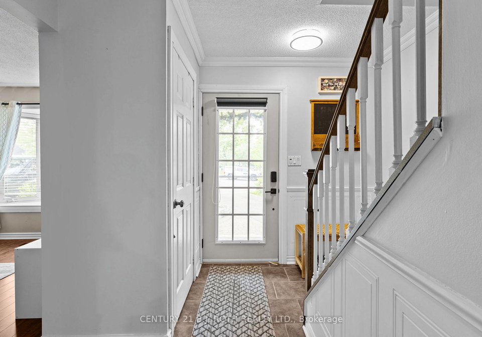 215-cundles-road-w-barrie-ontario-s12211091