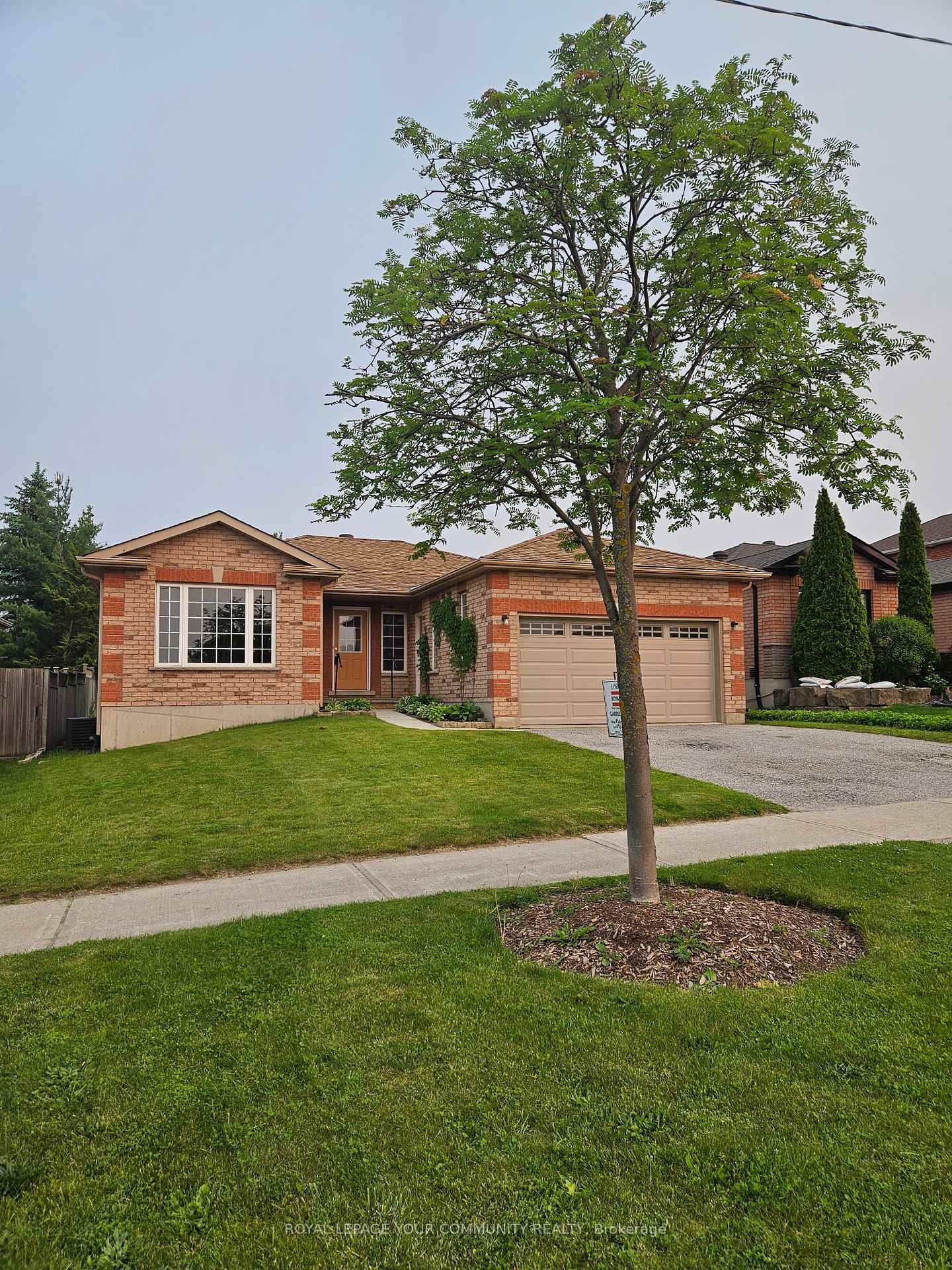 223-livingstone-street-e-barrie-ontario-s12211108