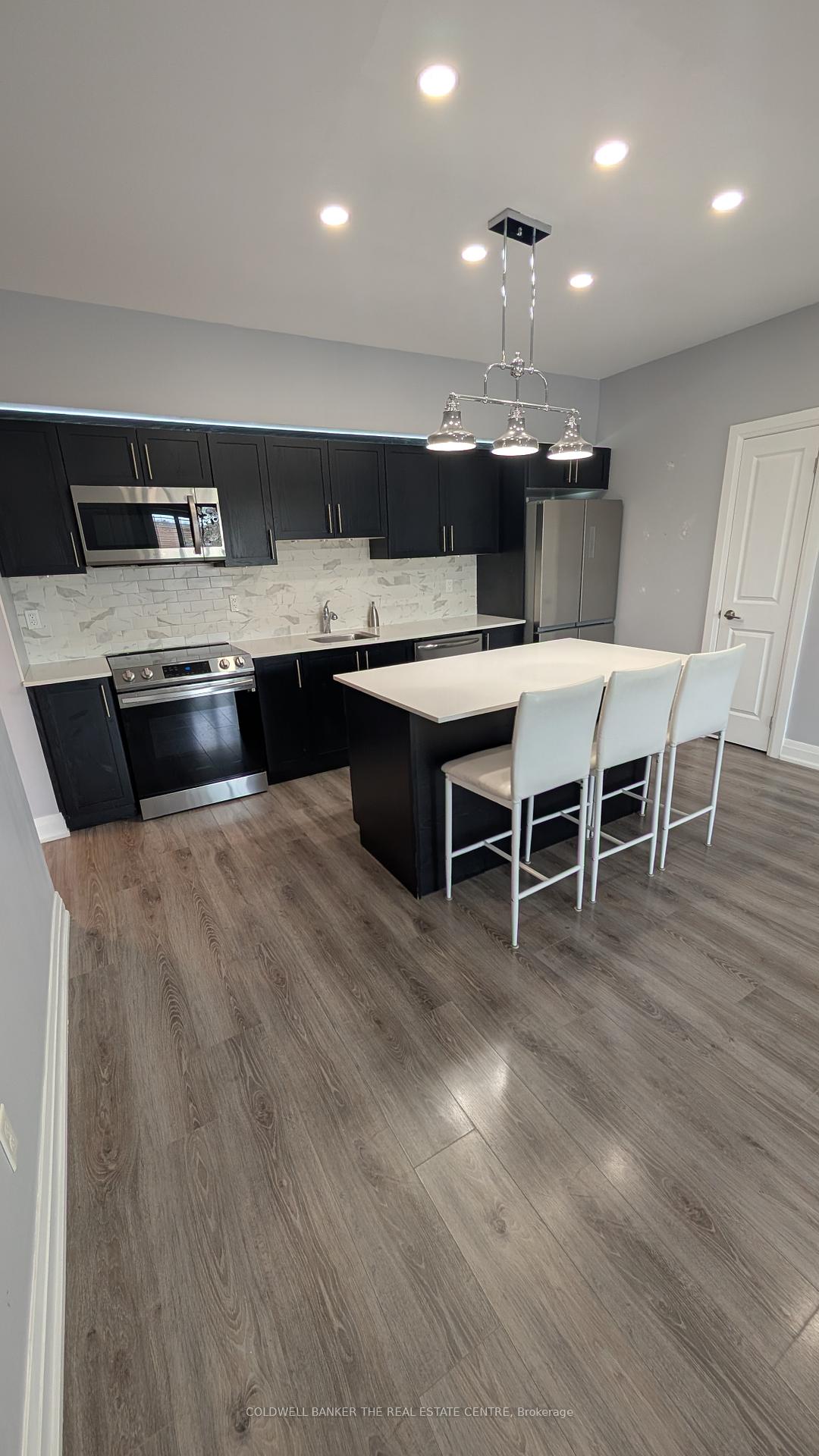 295-cundles-road-e-barrie-ontario-s12211724