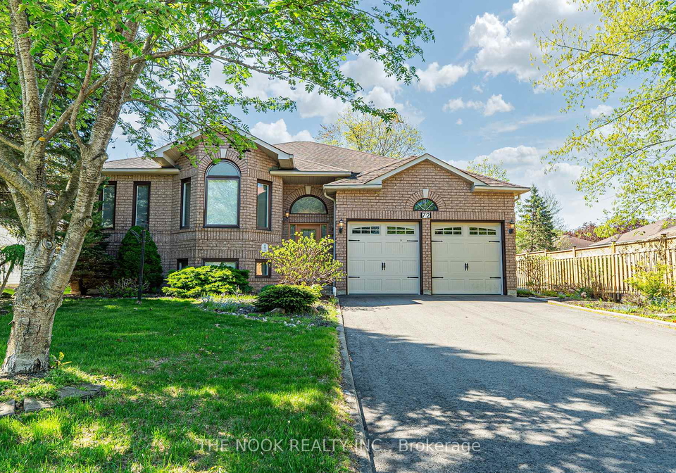 72-silver-birch-avenue-wasaga-beach-ontario-s12211783