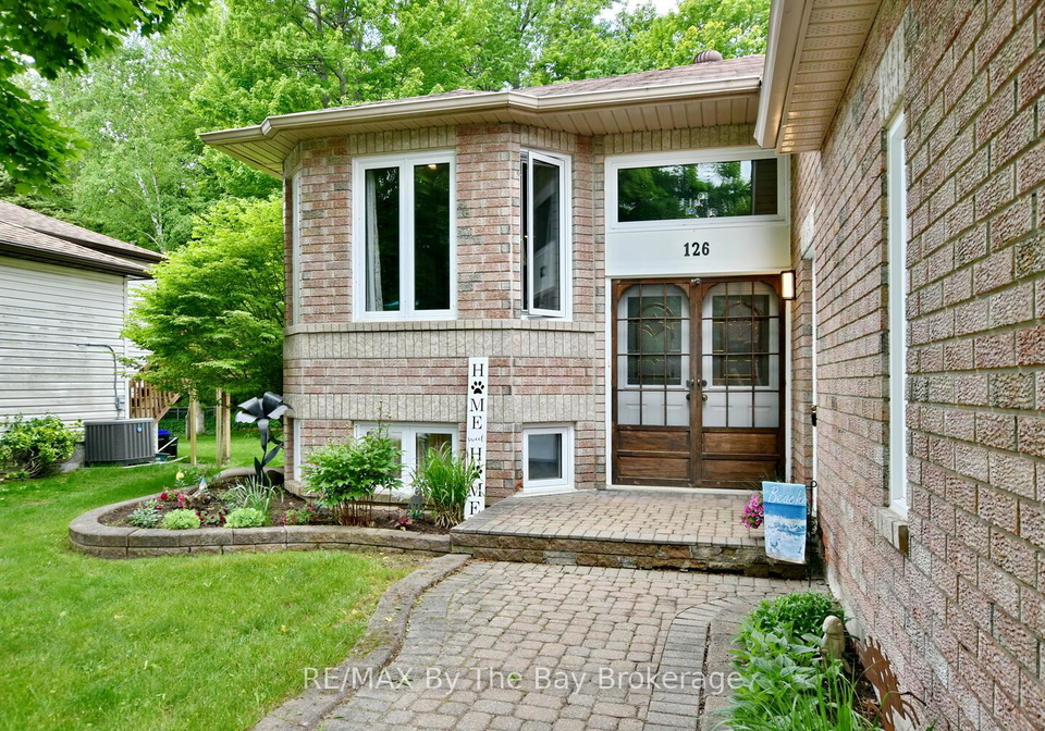 126-fernbrook-drive-wasaga-beach-ontario-s12211842