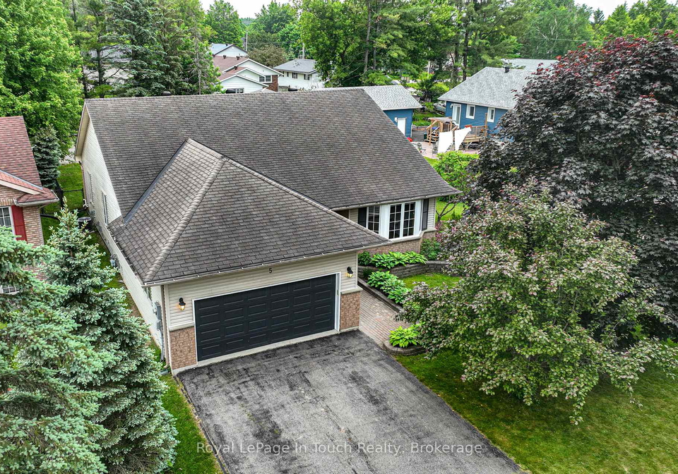 5-earls-court-severn-ontario-s12212149