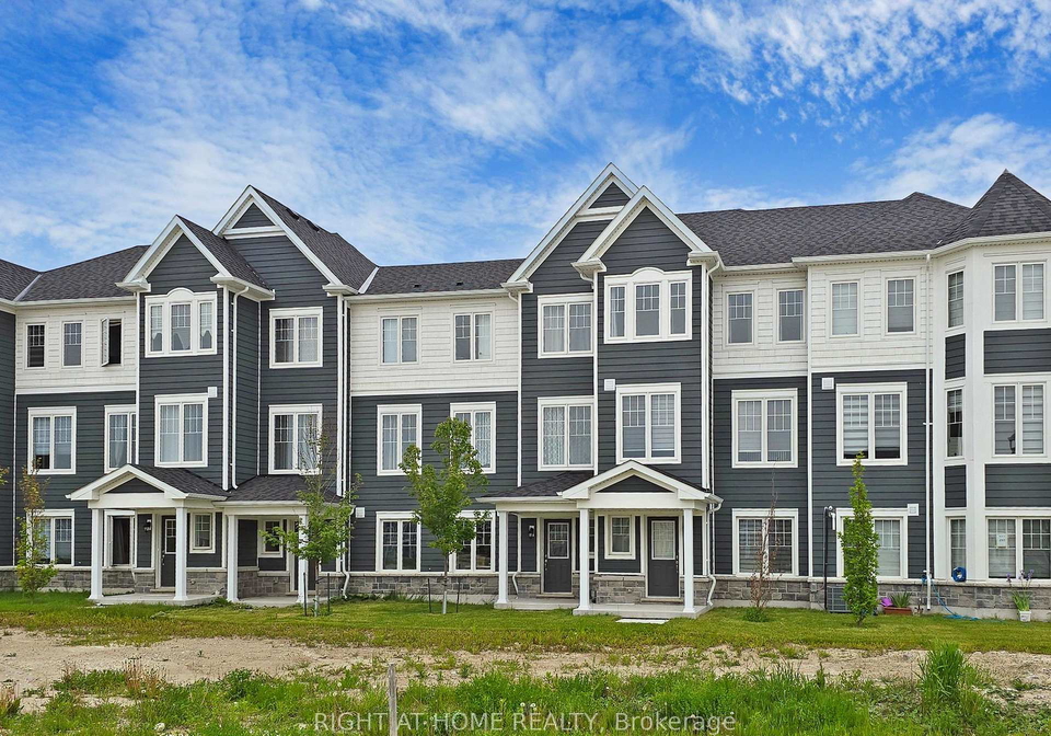 3-sama-way-wasaga-beach-ontario-s12212290