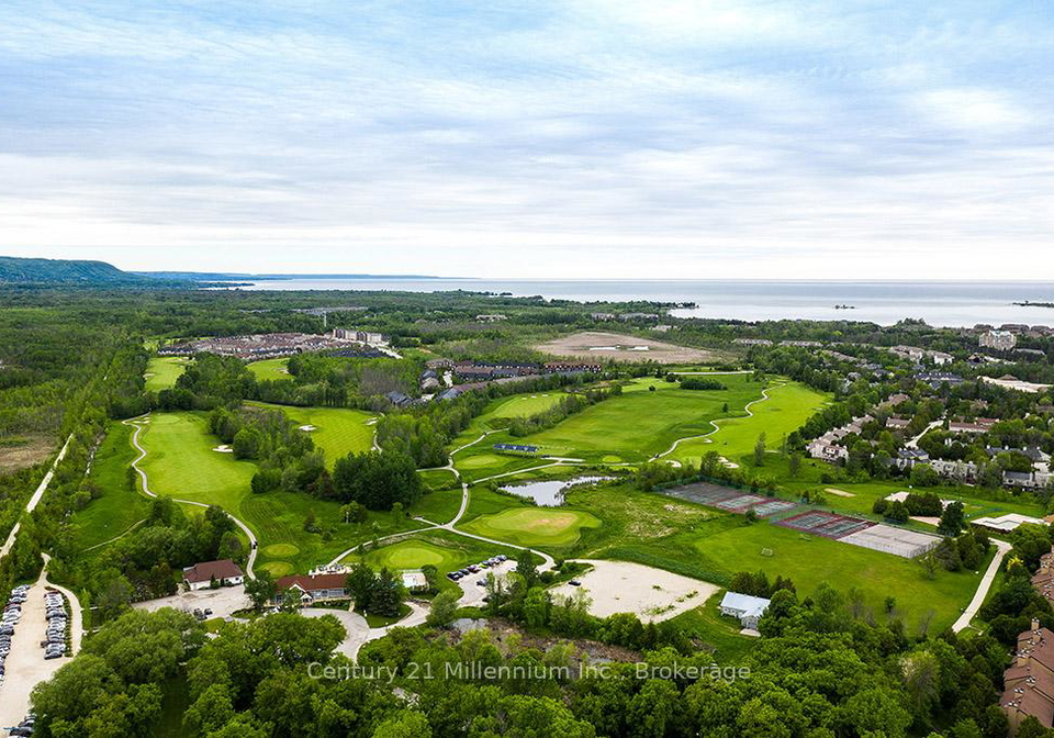 26-kari-crescent-collingwood-ontario-s12212749