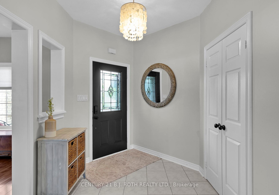 94-penvill-trail-barrie-ontario-s12215343