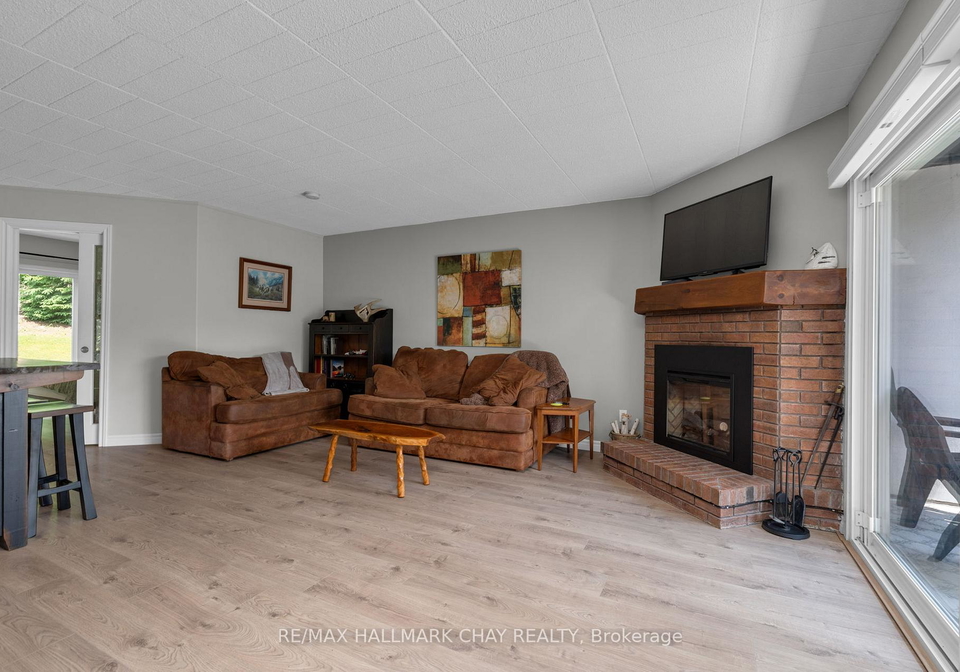 1102-horseshoe-valley-road-w-oro-medonte-ontario-s12215848