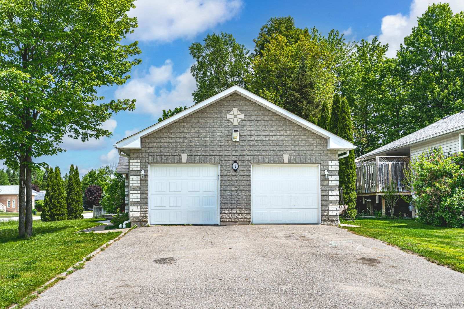 1-kenwell-court-wasaga-beach-ontario-s12218473