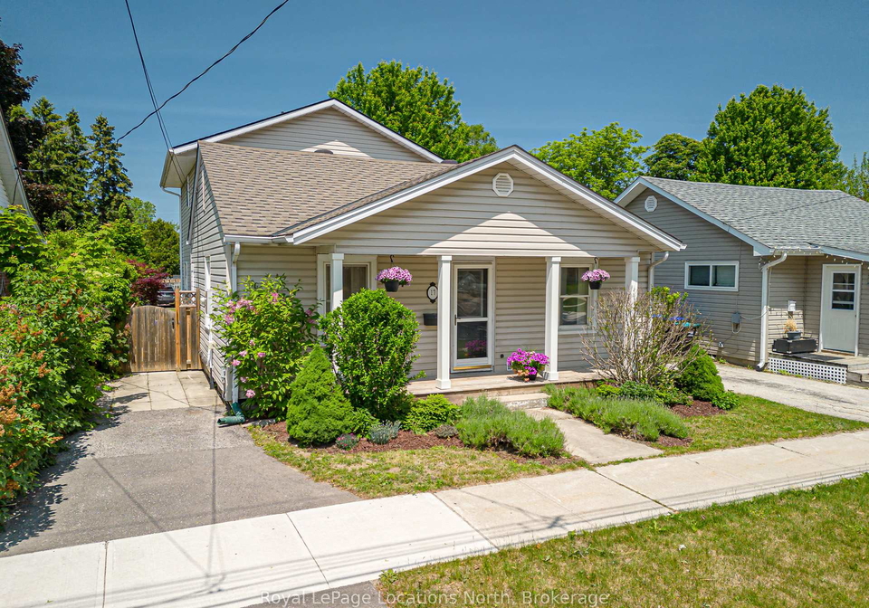17-ninth-street-collingwood-ontario-s12218929