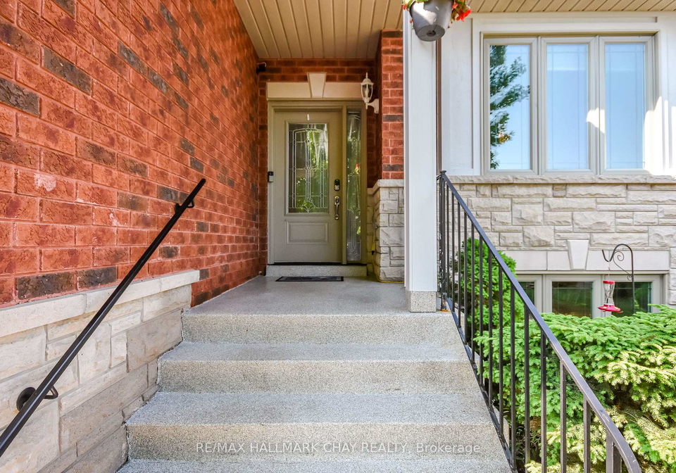 5-meadowood-drive-wasaga-beach-ontario-s12218998