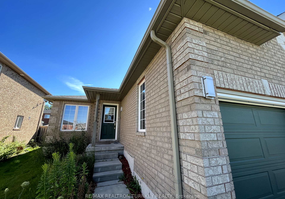 31-michelle-drive-barrie-ontario-s12219539