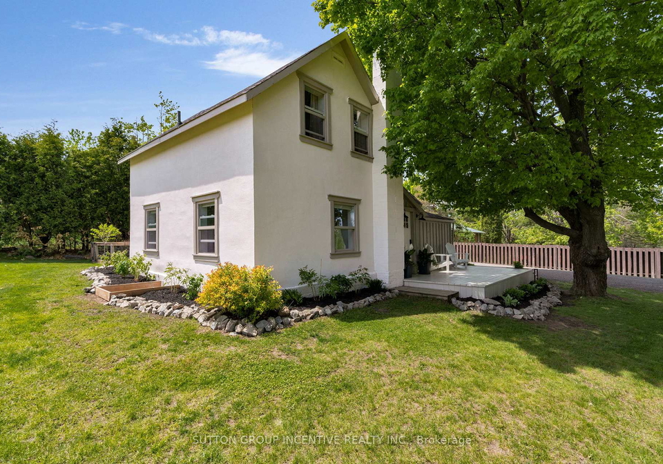 6168-penetanguishene-road-springwater-ontario-s12226229