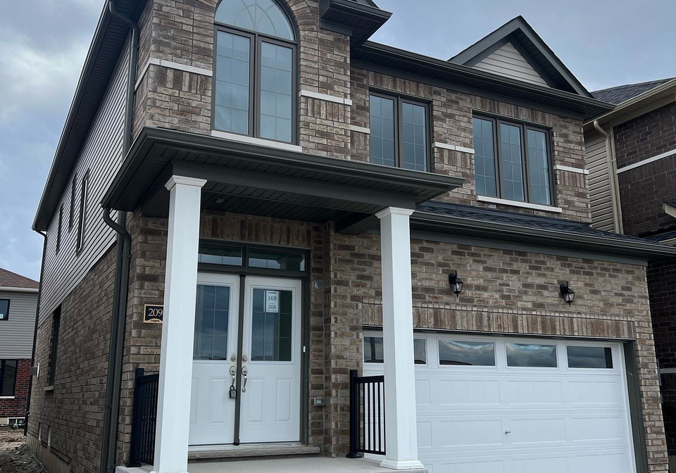 209-terry-fox-drive-barrie-ontario-s12226472