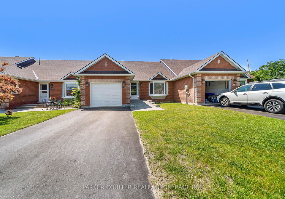 90-burke-street-penetanguishene-ontario-s12226766