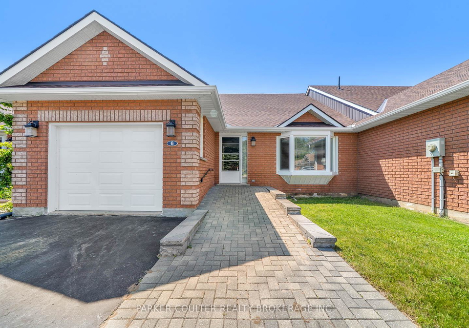 90-burke-street-penetanguishene-ontario-s12226766
