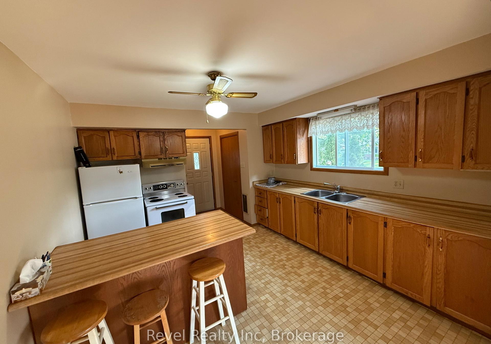 9-islandview-crescent-wasaga-beach-ontario-s12227063