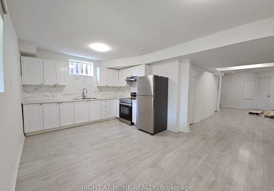 129-dean-avenue-barrie-ontario-s12227139
