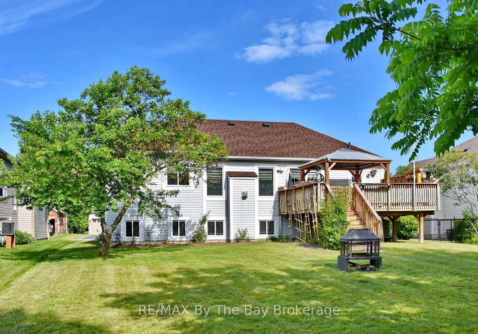 95-royal-beech-drive-wasaga-beach-ontario-s12228379