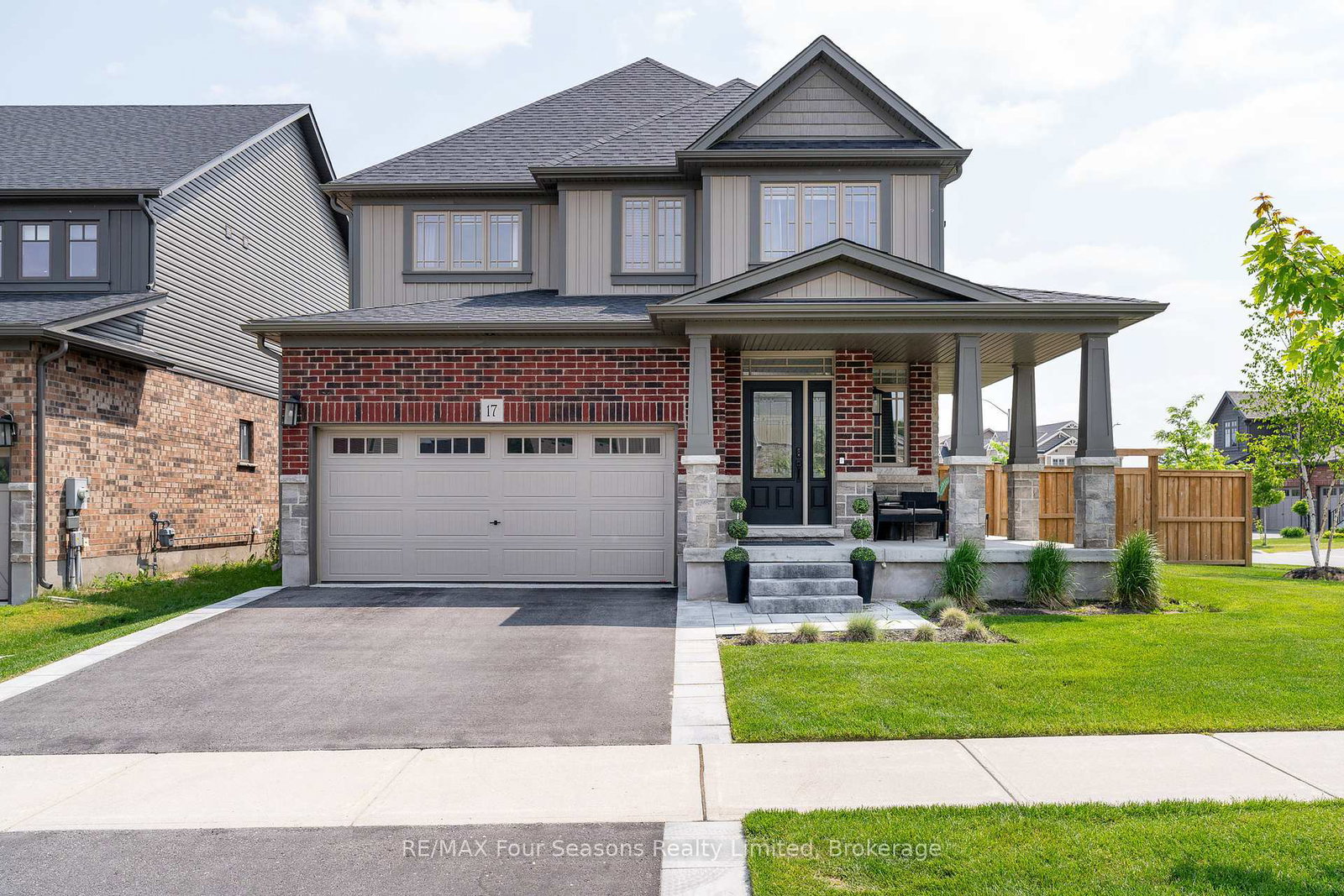 17-spencer-street-collingwood-ontario-s12230831