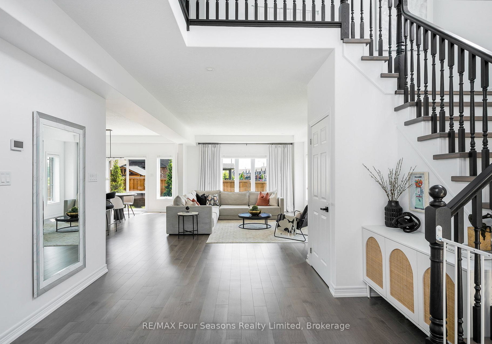 17-spencer-street-collingwood-ontario-s12230831