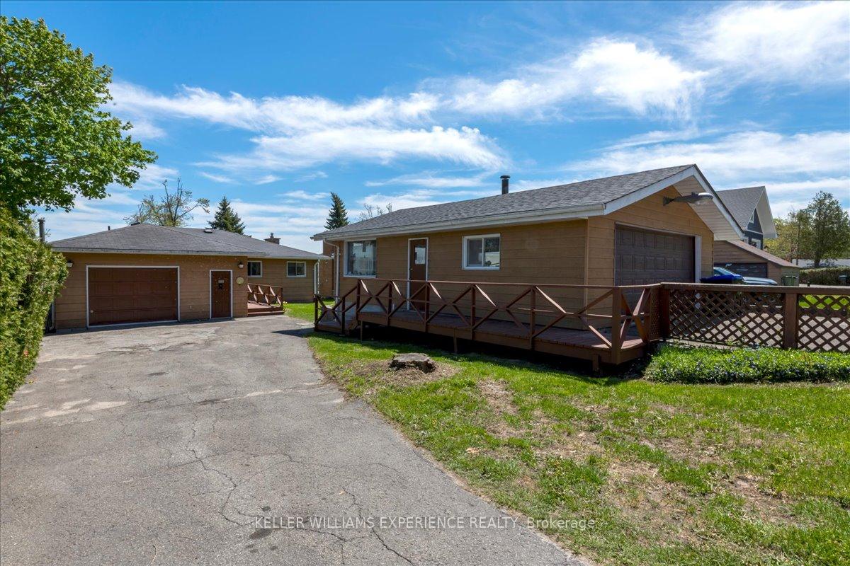 2225-lakeshore-road-e-oro-medonte-ontario-s12230854