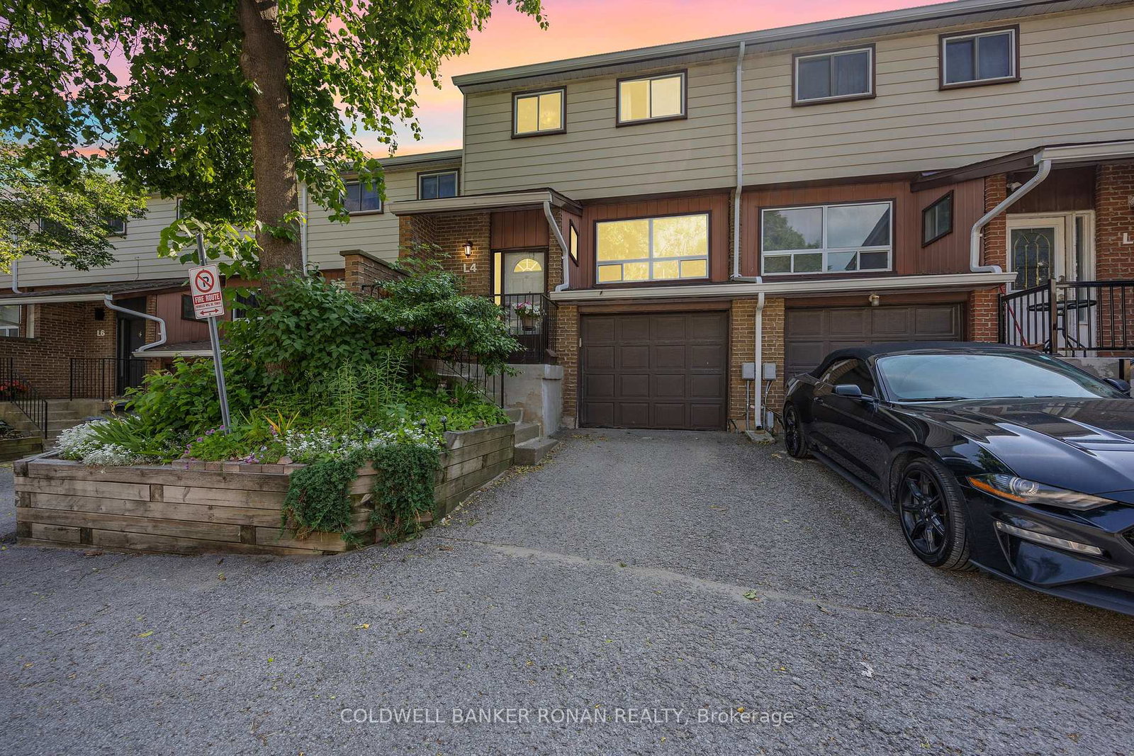 63-ferris-lane-barrie-ontario-s12230947