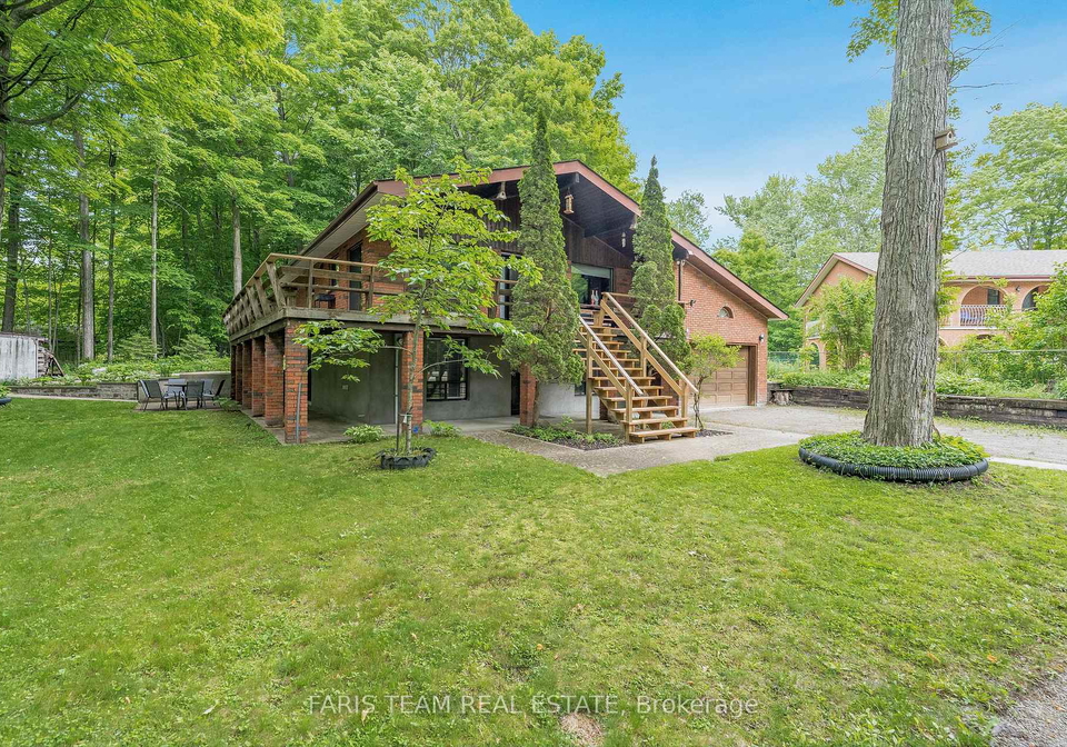 8-celestine-court-tiny-ontario-s12233385