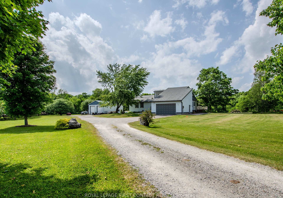 1580-flos-3-road-w-springwater-ontario-s12233712