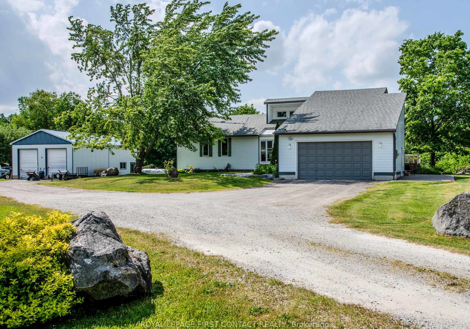 1580-flos-3-road-w-springwater-ontario-s12233712