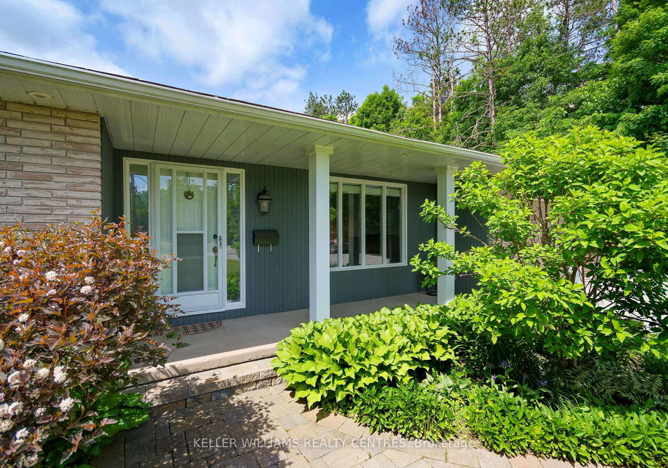 1138-old-second-road-n-springwater-ontario-s12234993