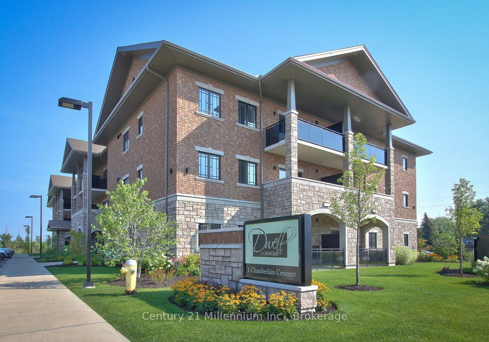 1-chamberlain-court-collingwood-ontario-s12235064