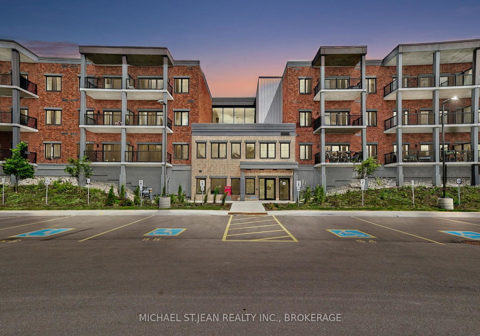 121-mary-street-clearview-ontario-s12235595