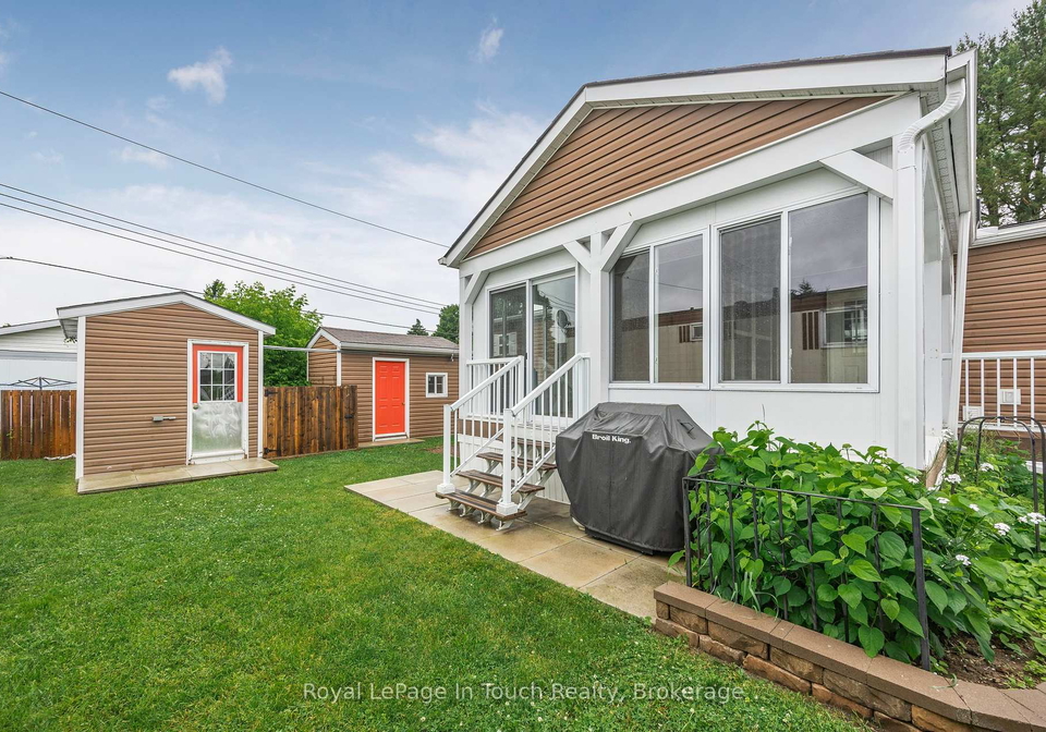 6-maple-lane-midland-ontario-s12236085