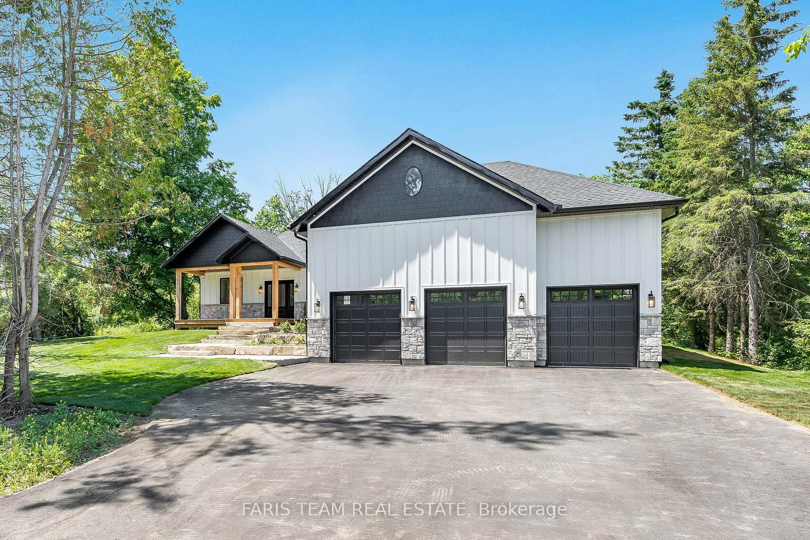 262-lakeshore-road-w-oro-medonte-ontario-s12236528