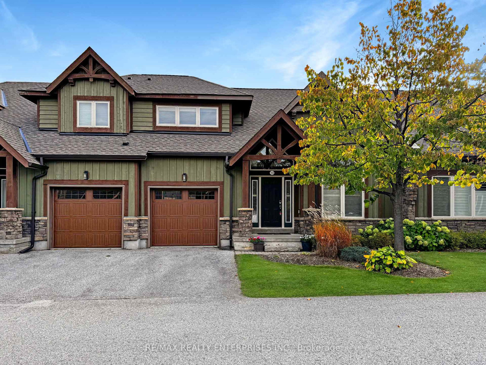 13-sierra-trail-collingwood-ontario-s12238077