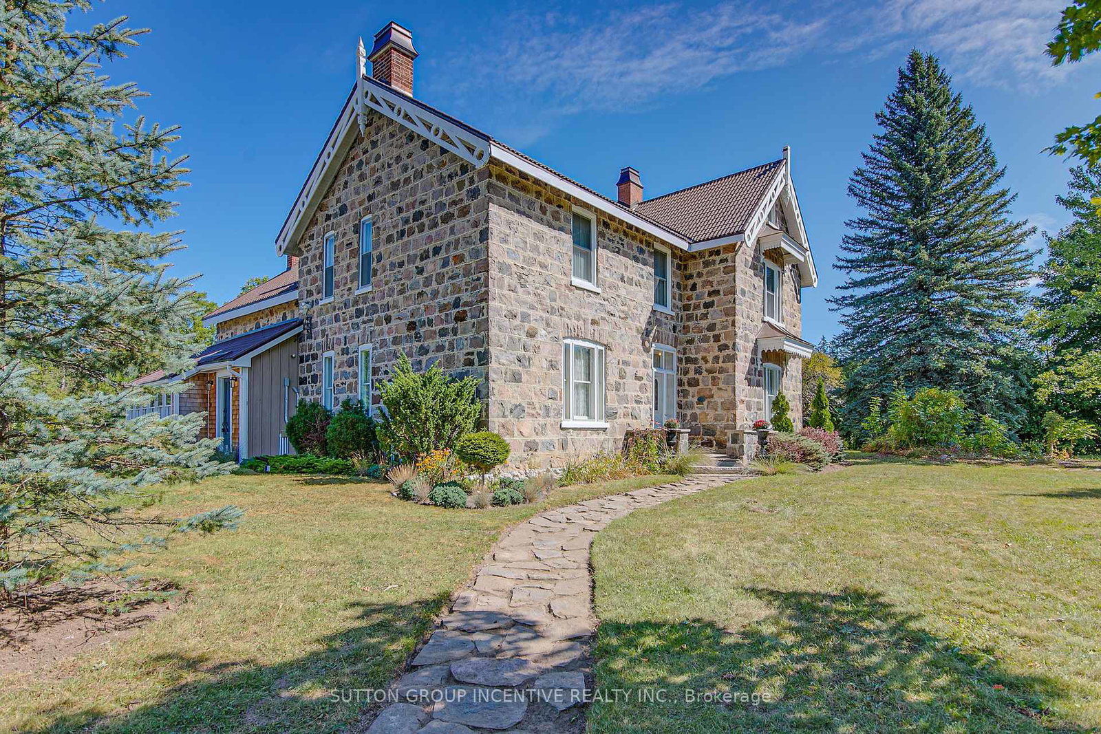 1680-hwy-26-springwater-ontario-s12238901