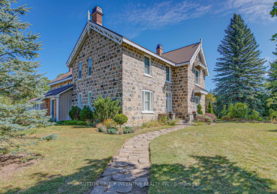 1680-hwy-26-springwater-ontario-s12238901