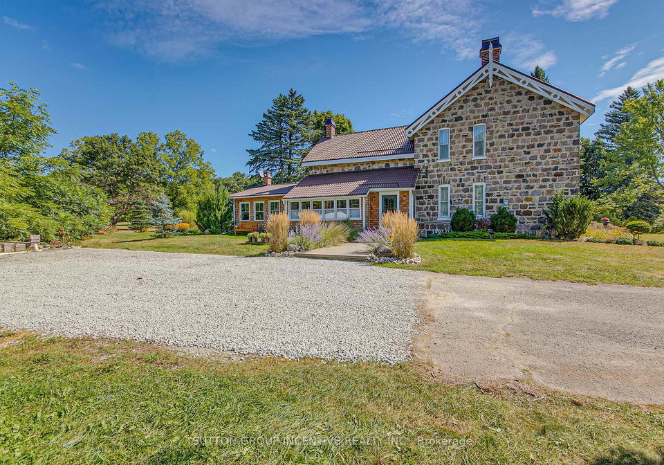 1680-hwy-26-springwater-ontario-s12238901