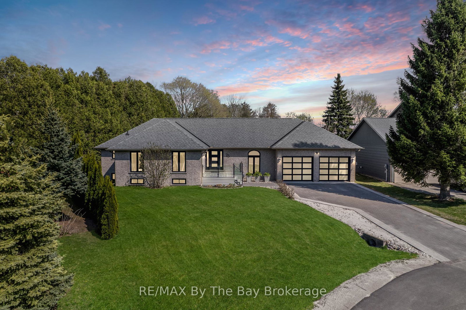 25-britton-court-wasaga-beach-ontario-s12239033