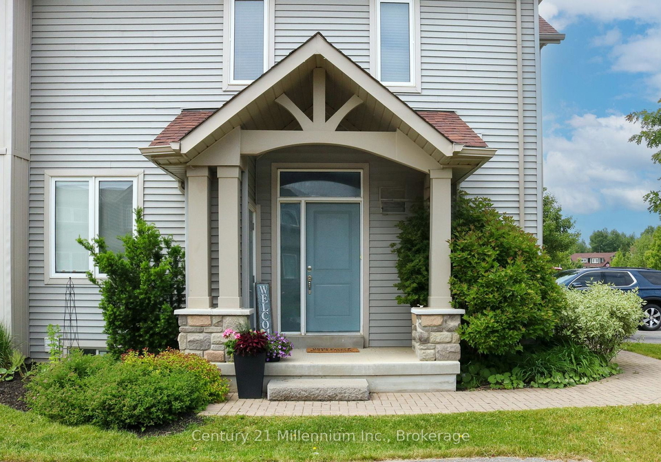 2-lett-avenue-collingwood-ontario-s12239817