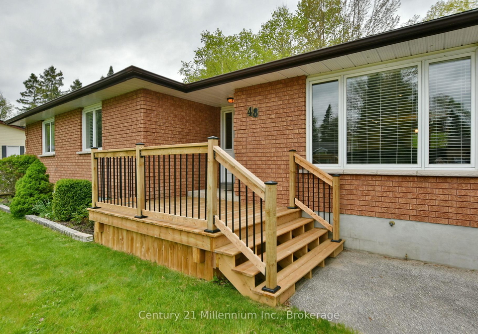 48-indianola-crescent-wasaga-beach-ontario-s12239889