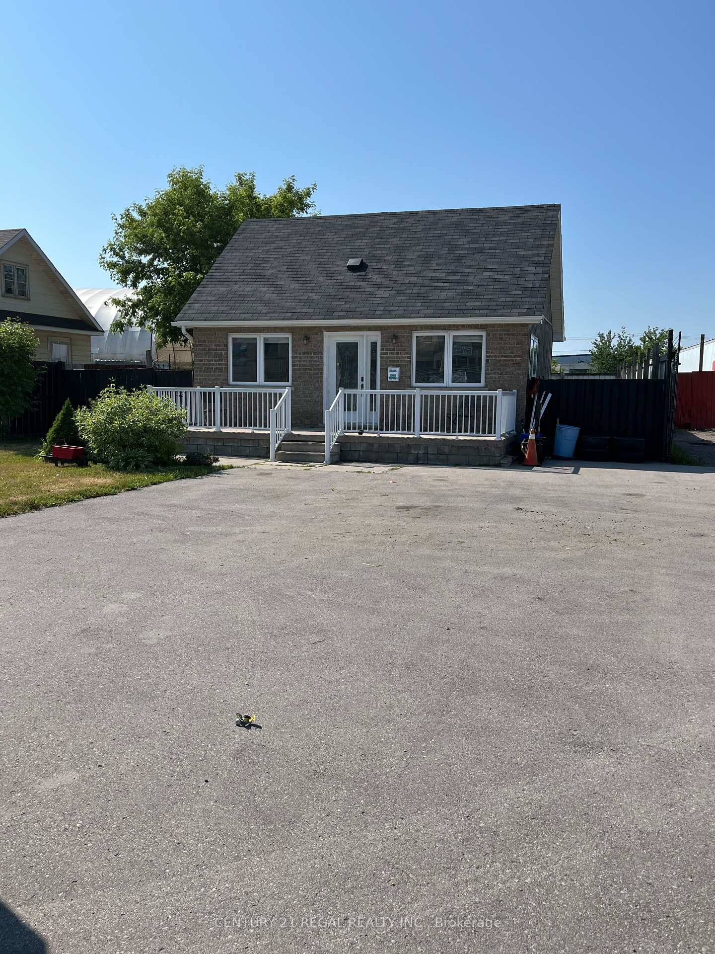 208-tiffin-street-barrie-ontario-s12240365