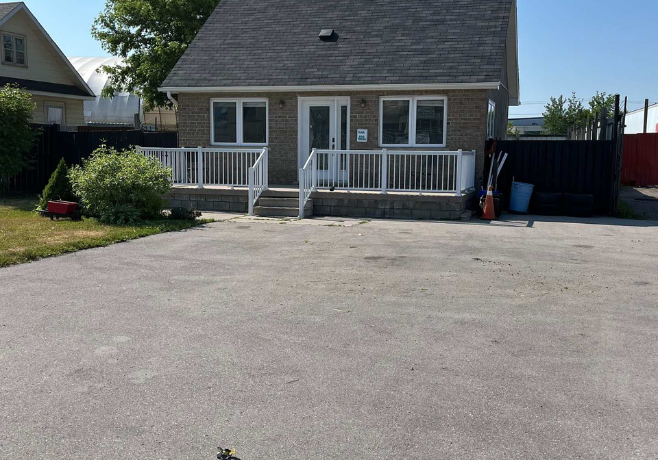 208-tiffin-street-barrie-ontario-s12240365